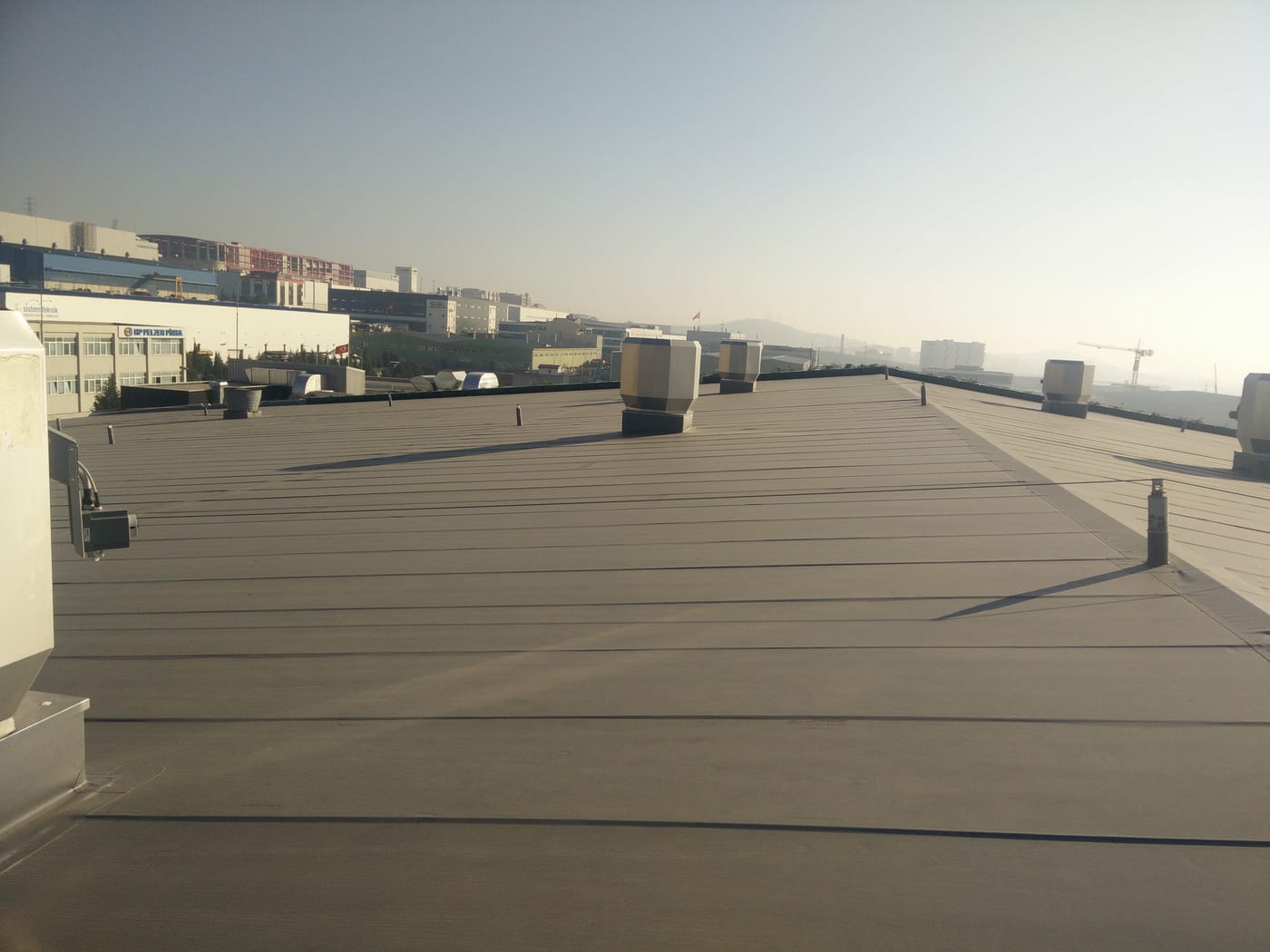 UV Dayanımlı Panel Çatı TPO Membranı uygulaması 2